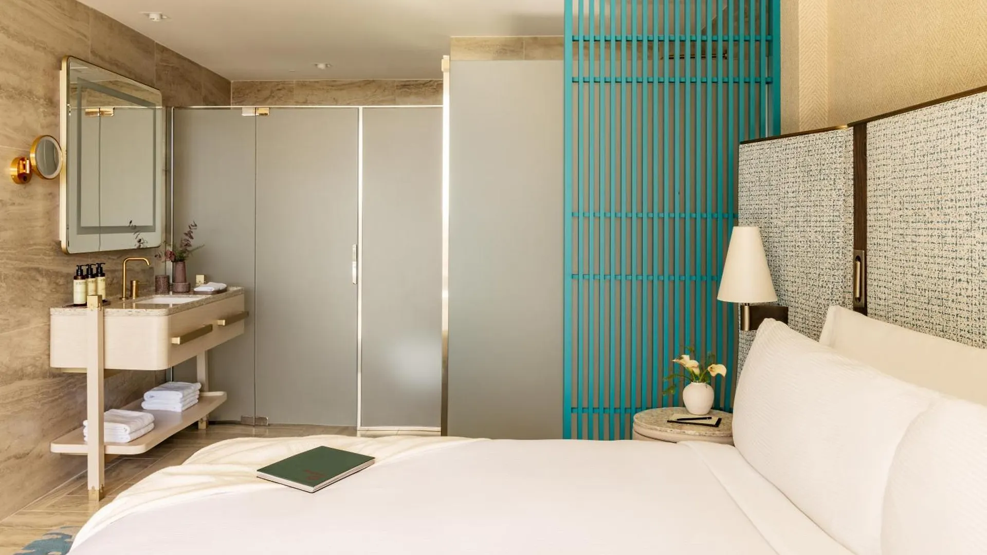Hotel Me Malta By Melia St. Julian's 5*,