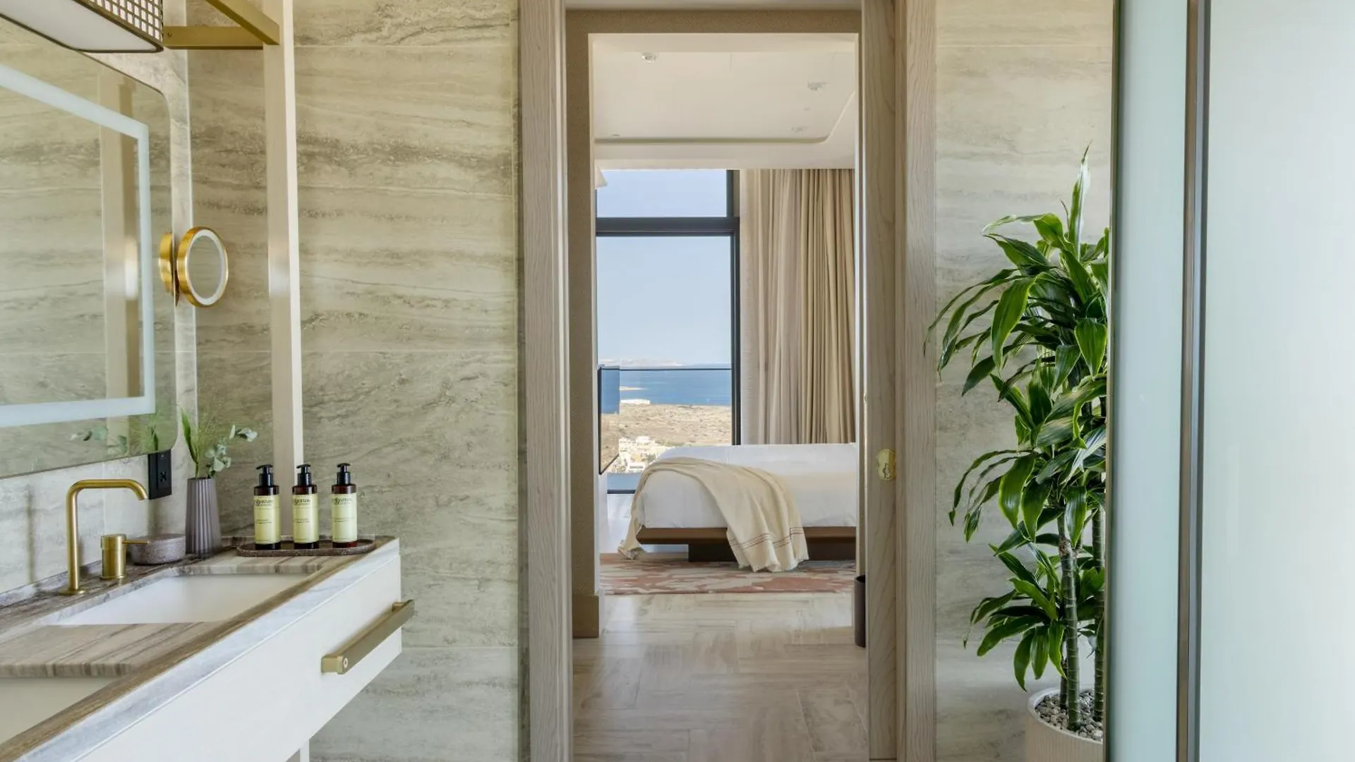 Hotel Me Malta By Melia St. Julian's 5*,