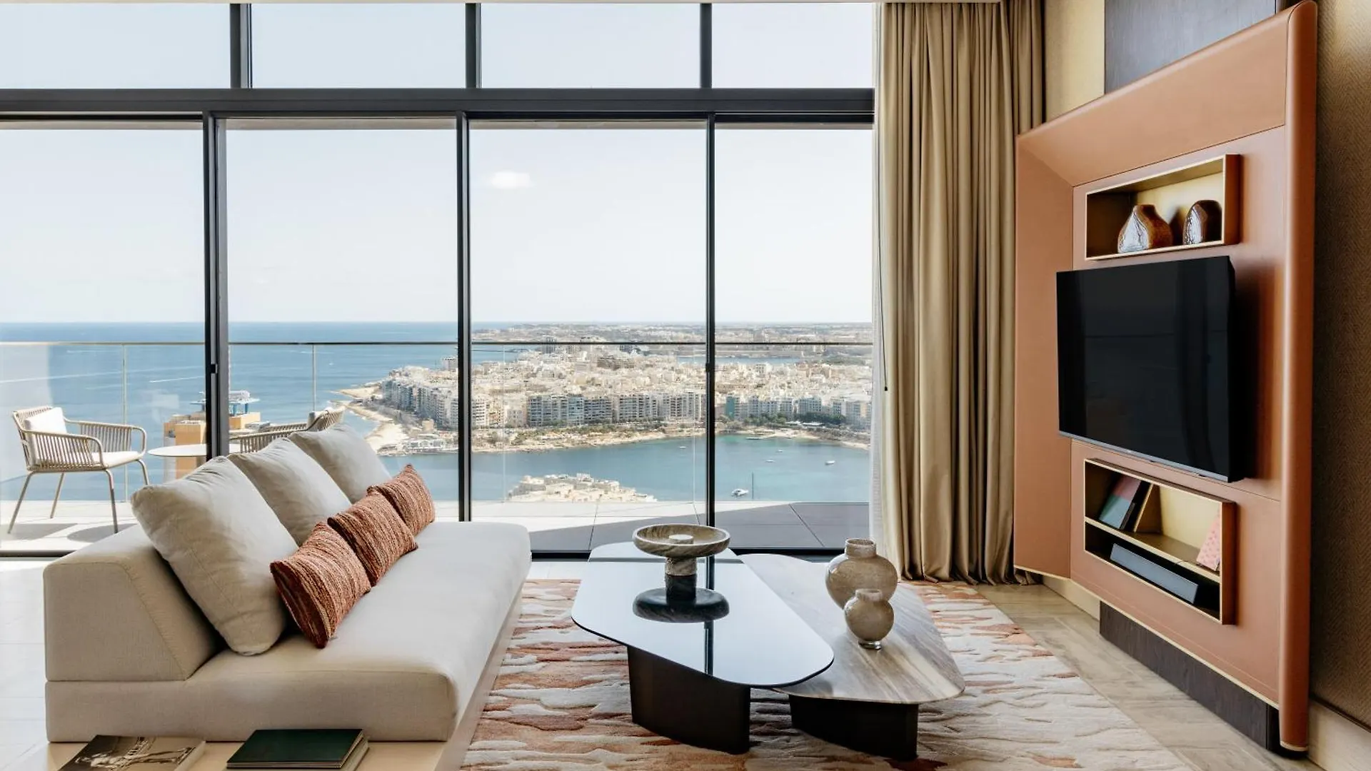 فندق Me Malta By Melia سانت جوليان 5*,